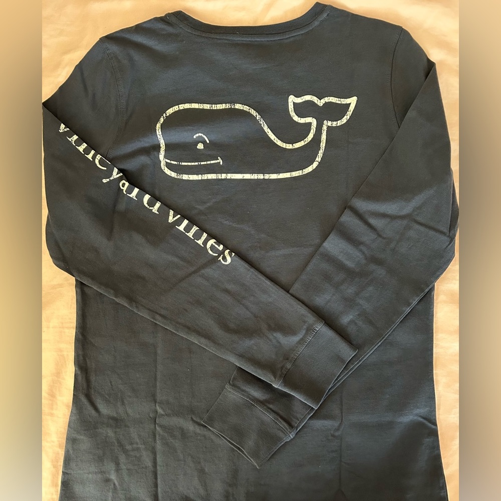 Vineyard Vines Womens LS Graphic Pocket Tee, NWT, Size Small